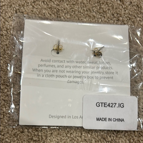 NWT Ettika gold starburst crystal drop earrings | eBay ETK by Ettika Gold Starburst Earrings